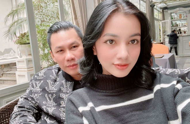 Nhan sắc người đẹp kém 27 tuổi hẹn hò chồng cũ Lệ Quyên 