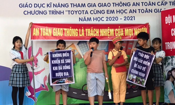 'Toyota cùng em học an toàn giao thông 2021' khởi động tại Bình Phước