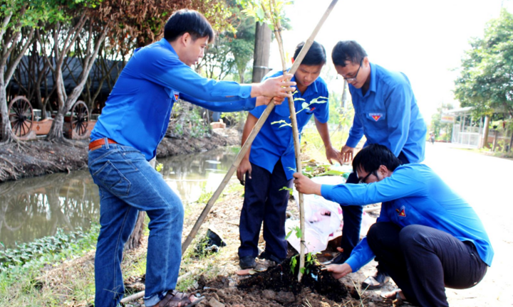 Thanh niên Cà Mau quyết tâm hưởng ứng phong trào ứng phó BĐKH