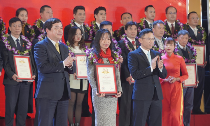 Vietbank được vinh danh 'Top 500 doanh nghiệp lớn nhất Việt Nam 2020'