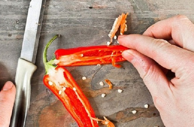 Mẹo xử lý khi bị ớt dính lên da, mắt