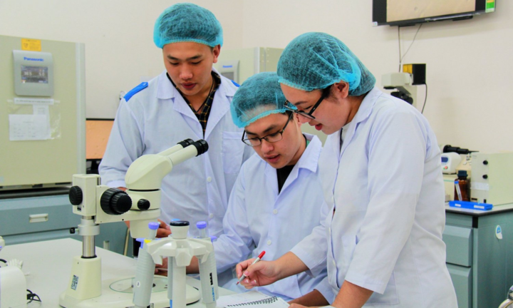 Các trường ồ ạt tuyển sinh ngành sức khoẻ: Chất lượng đào tạo có đảm bảo?