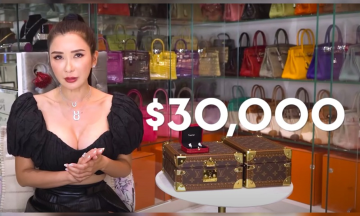 Nữ đại gia Singapore kiệt sức vì ngày nào cũng phải trang điểm