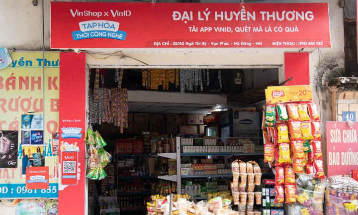 Chủ tiệm tạp hóa: Tết nhẹ gánh nhờ loạt hỗ trợ từ VinShop