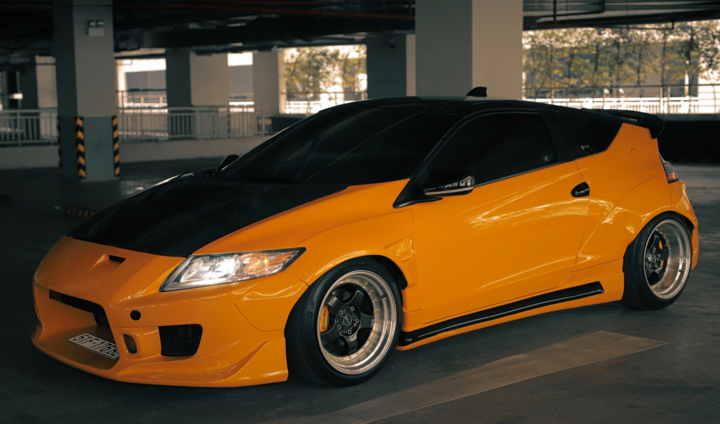 Honda CR-Z hàng hiếm được độ thân rộng tại TP.HCM