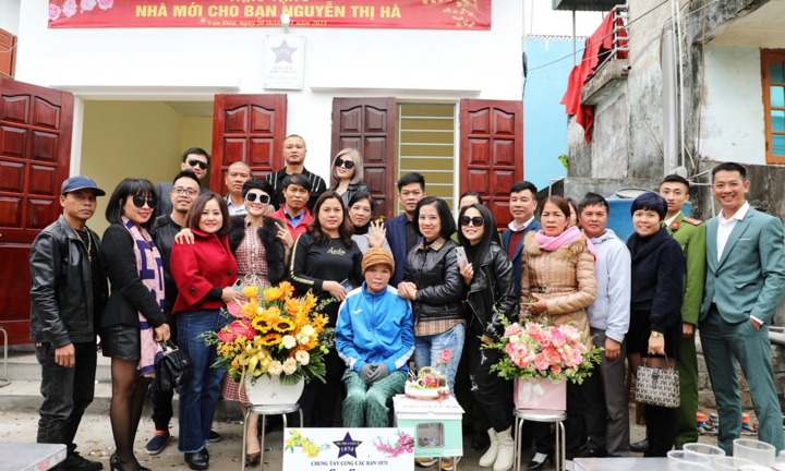 Tặng nhà mới cho người phụ nữ bị chồng tưới xăng đốt