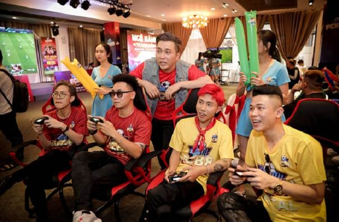 Dàn khách mời nổi tiếng dự sự kiện của FCB88