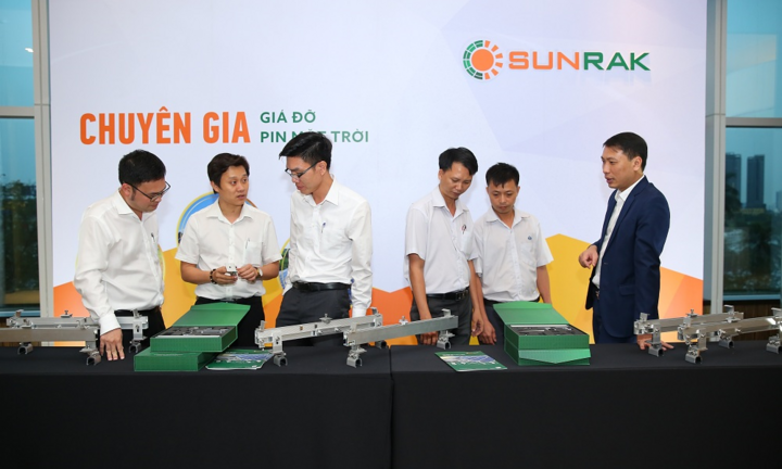 Sunrak - Giải pháp tối ưu cho giá đỡ pin mặt trời
