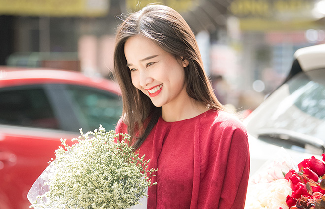 Hoa hậu Dương Mỹ Linh: Thề không để mẹ ăn Tết một mình