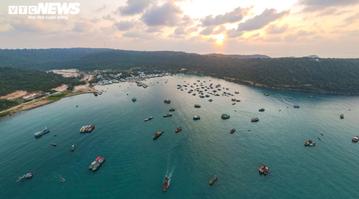 Ảnh: Bình yên trên xã đảo Thổ Châu