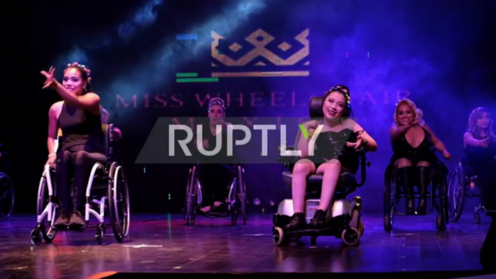 Video: 13 thí sinh trình diễn trang phục tại cuộc thi Hoa hậu Xe lăn Mexico 2021