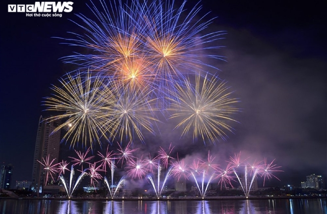 Phòng chống dịch COVID-19, nhiều địa phương hủy bắn pháo hoa dịp Tết