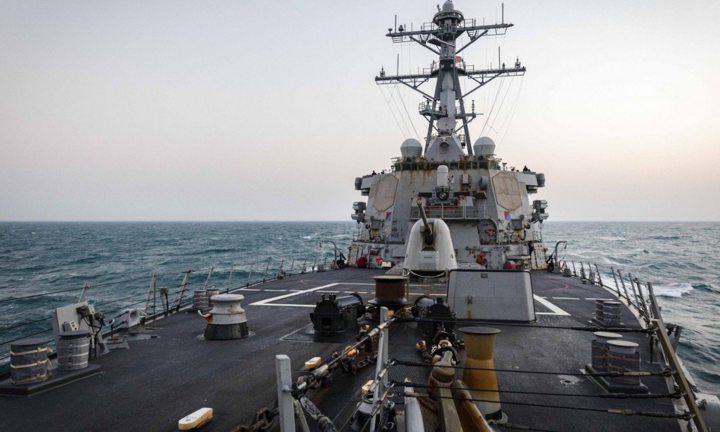 Tàu chiến Mỹ xuất hiện ở Biển Đông, Trung Quốc lớn tiếng cảnh báo