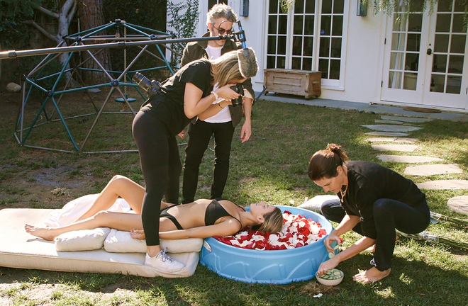 Sự dối trá đằng sau hình ảnh cuộc sống giàu sang của sao mạng xã hội