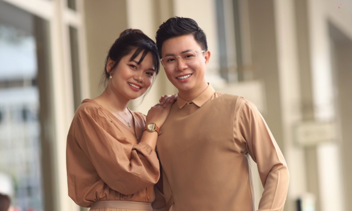 MC Lê Anh: Vợ bảo chụp ảnh với mấy cô xinh đẹp phải chỉn chu lên một chút