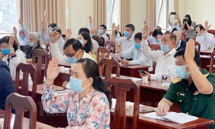 Chế độ và các điều kiện đảm bảo hoạt động của đại biểu HĐND còn nhiều bất cập