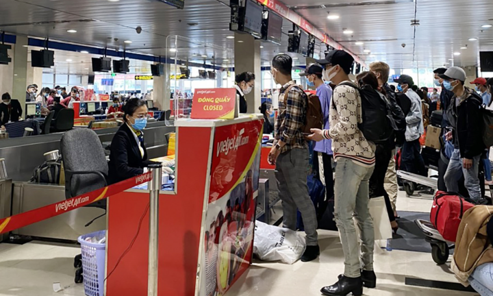 Những chuyến bay nghĩa tình ngày 30 Tết