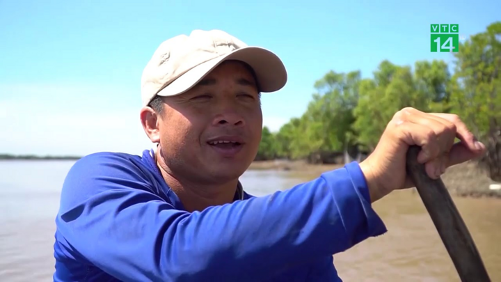 Video: Cao thủ săn cá ngát sông ở miền Tây
