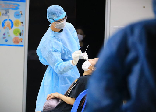 TP.HCM kiểm soát được chuỗi lây nhiễm liên quan sân bay Tân Sơn Nhất