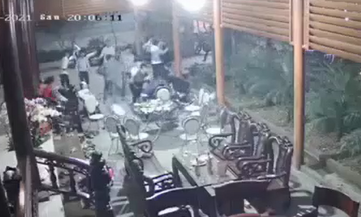 20 thanh niên vào nhà dân chém người đêm mùng 1 Tết: Danh tính 3 kẻ bị tạm giữ