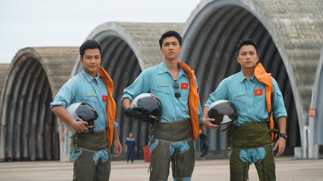 Bị chê diễn xuất nhạt, trai đẹp Bình An nói gì?