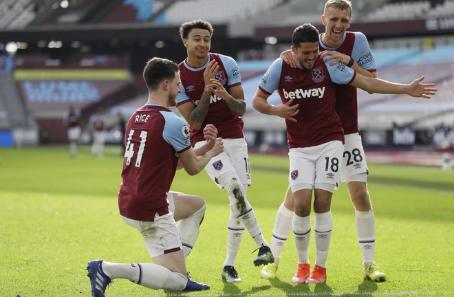 Jesse Lingard ghi bàn, West Ham khiến Tottenham ôm hận 
