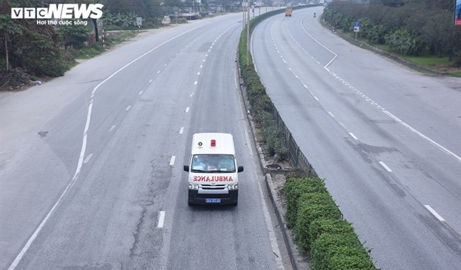 Ảnh: 'Quốc lộ tử thần' vắng vẻ chưa từng thấy trong đại dịch COVID-19
