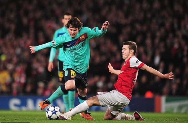 Cựu thần đồng Arsenal tan tành sự nghiệp ở tuổi 29