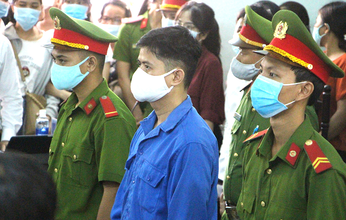 Sắp mở lại phiên tòa xét xử bác sĩ côn đồ đánh đập, hiếp dâm nữ điều dưỡng ở Huế