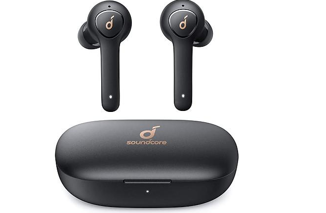 Loạt ưu đãi khủng dành cho những tín đồ công nghệ làm quà tặng 8/3 trên Shopee