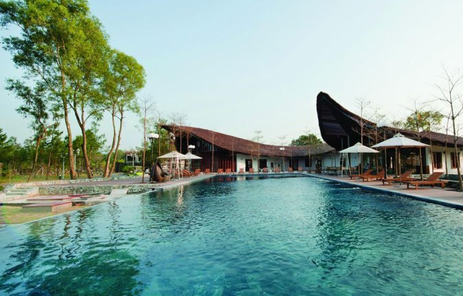 Nhà hàng tặng kỳ nghỉ 5 sao, món ăn 'độc, lạ' cho khách hàng nữ