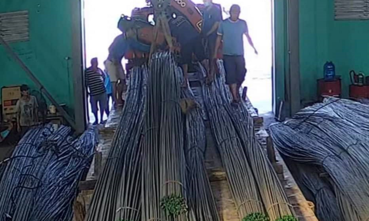 Giả danh nhà sư lừa 20 tấn sắt của doanh nghiệp vật liệu xây dựng