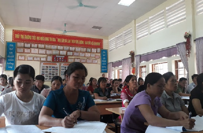 'Tôi đi dạy gần 20 năm, giờ phải học chứng chỉ nghề nghiệp, có vô lý?'