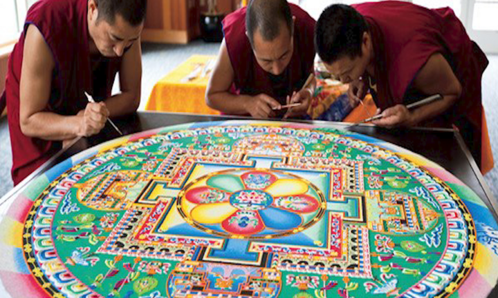 Video: Cận cảnh tranh cát tuyệt đẹp của Phật giáo Tây Tạng