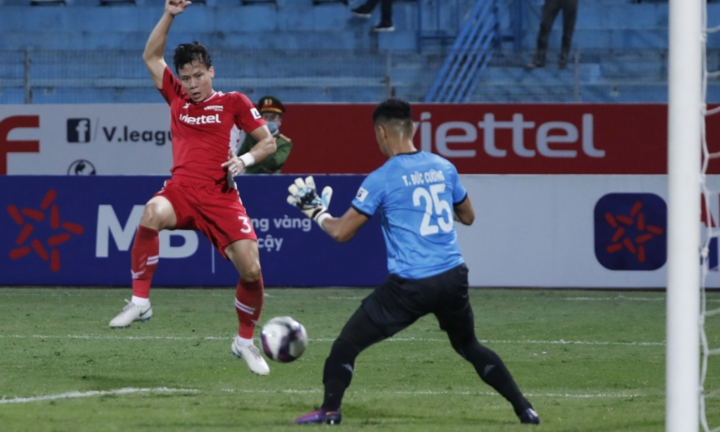 Quế Ngọc Hải ghi bàn đầu tiên tại V-League 2021
