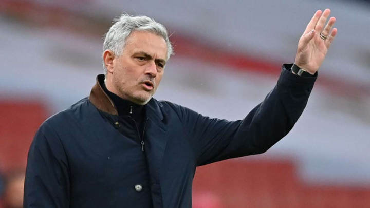 Jose Mourinho trở thành HLV AS Roma