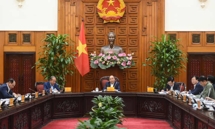 Thủ tướng: Nhà nước đầu tư đường cao tốc không nhằm mục đích lợi nhuận