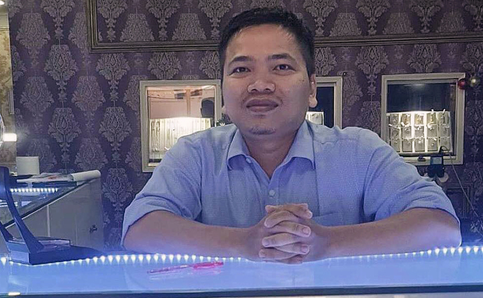 Doanh nhân kim cương Nguyễn Thịnh: ‘Níu chân khách hàng bằng chữ tâm trong nghề’