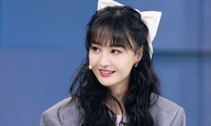 Trịnh Sảng đâm đơn kiện Weibo