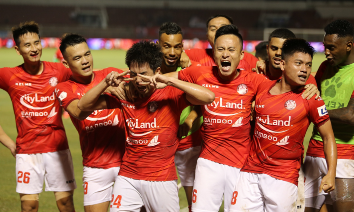 Lee Nguyễn ghi bàn phút 99, CLB TP.HCM thắng kịch tính Sài Gòn FC 