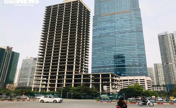 Tổng Công ty Xi măng đổ bao nhiêu tiền vào những tòa nhà, đất vàng bỏ hoang?