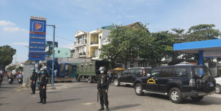 Vụ làm giả 2,7 triệu lít xăng: Khám xét 16 cây xăng ở TP.HCM và Bình Phước