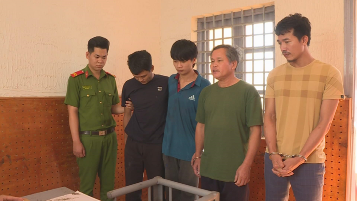 Khởi tố, bắt 4 kẻ đánh công an ở Đắk Lắk nhập viện