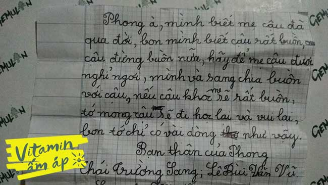 Mẹ mất, cậu bé nhận được lời nhắn đặc biệt từ 2 người bạn khiến ai nấy rưng rưng