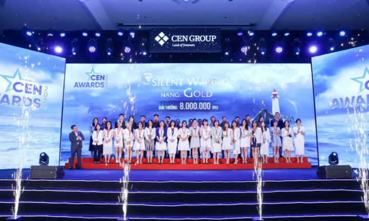 Cen Land và vị thế của 'vua bán hàng'