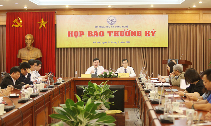 Chuẩn bị thử nghiệm tiêm lâm sàng giai đoạn 3 vaccine 'made in Vietnam'