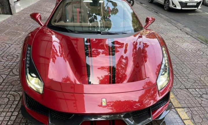 Ferrari 488 Pista Spider thứ hai bất ngờ xuất hiện tại Việt Nam