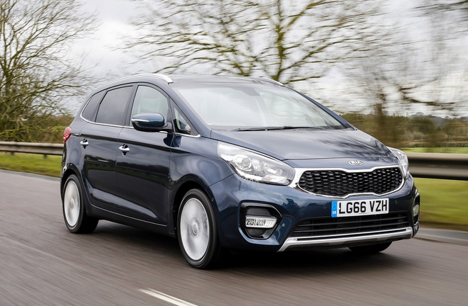 Top 10 mẫu xe bán chậm nhất tháng 3