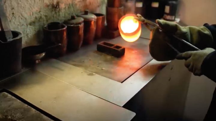 Video: Cận cảnh công nghệ biến rác thành vàng thỏi