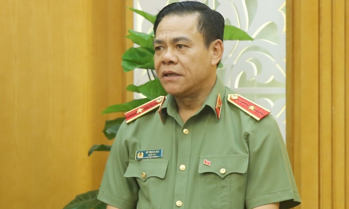 Ông Võ Trọng Hải được giới thiệu bầu giữ chức Chủ tịch UBND tỉnh Hà Tĩnh